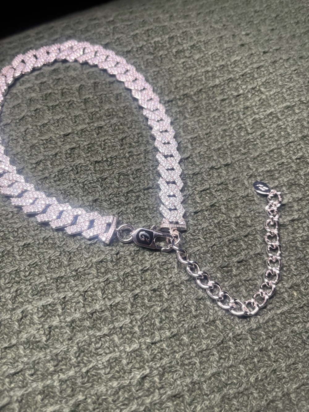 GLD iced out Cuban chain choker - Picture 6 of 10